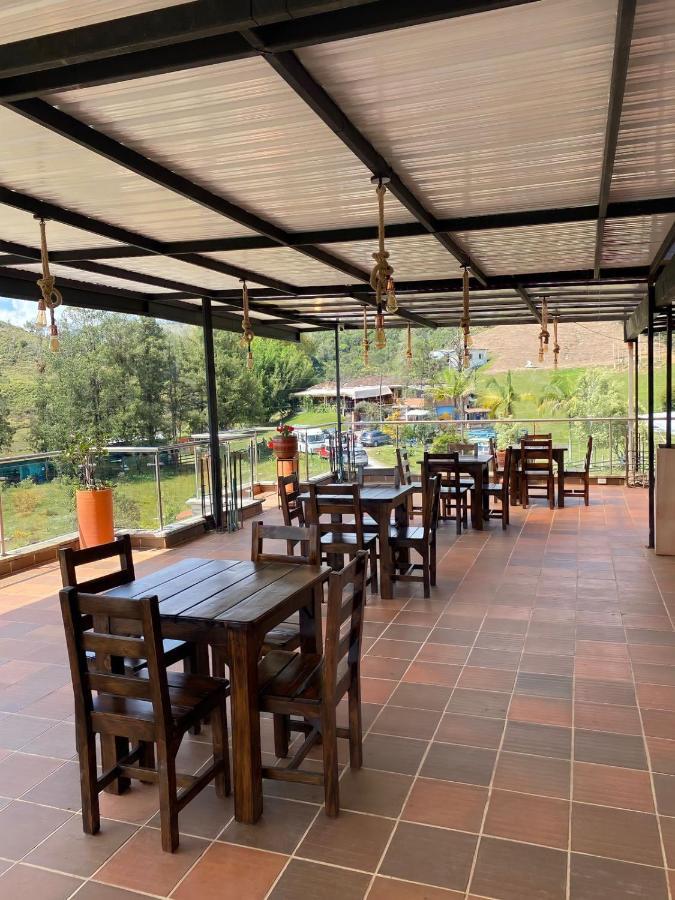 Hotel Bambu Guatapé Extérieur photo